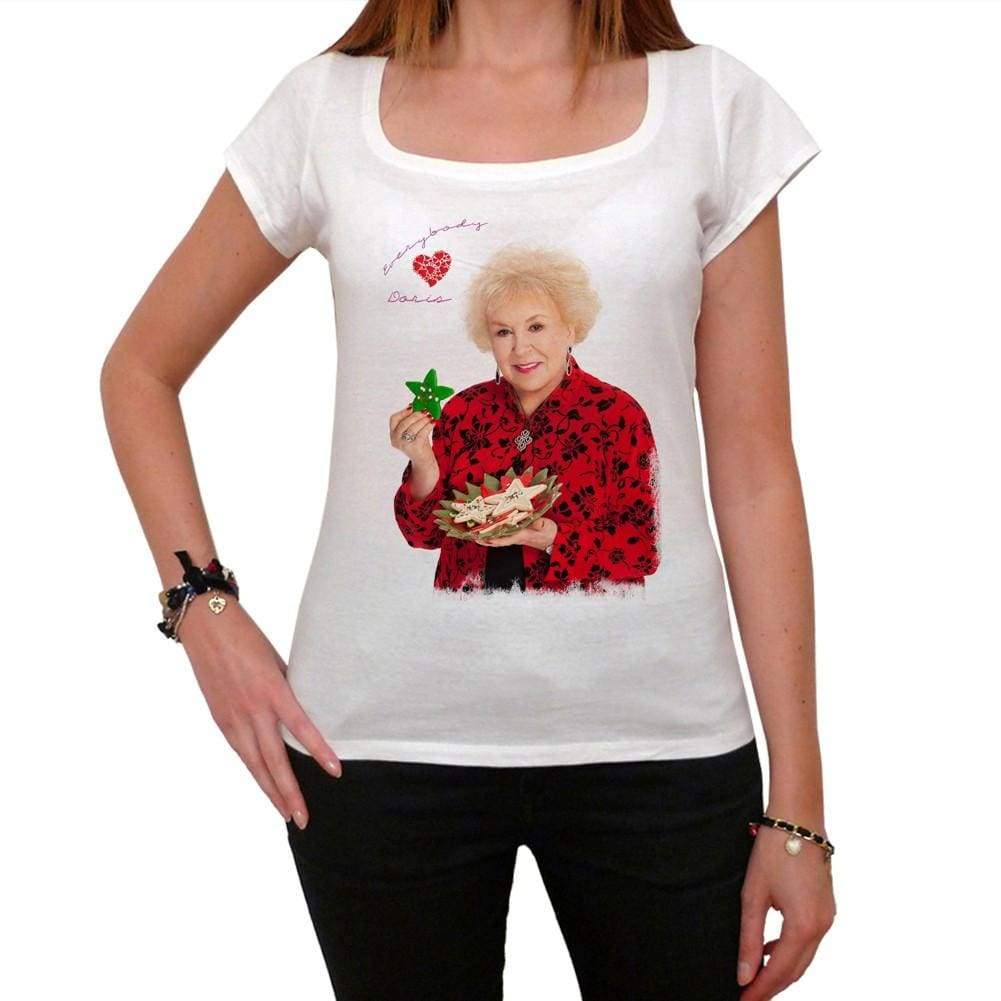 Everybody Love Doris Roberts Womens Short Sleeve Scoop Neck Tee 00257