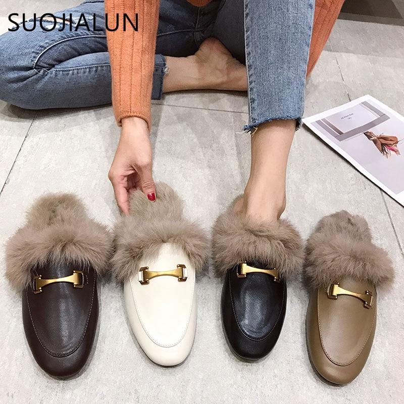 SUOJIALUN Women Flat Slippers Slip On Mules Brand Designers 2019 Fashion Luxury Rivet T-strap Slides Slip On Loafers Mules